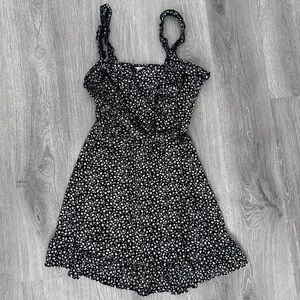 H&M Divided - Black Floral dress